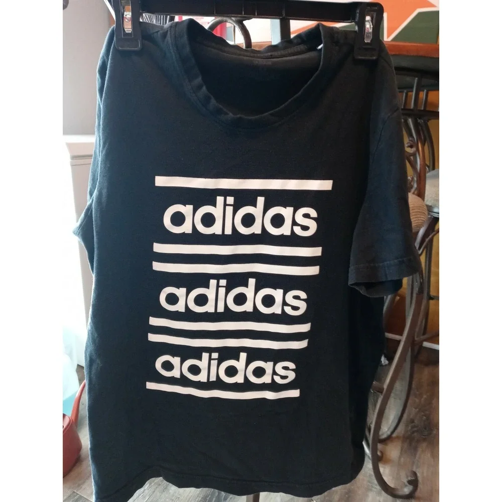 Adidas T-Shirt Men's Medium Skater Style Retro Vintage Look, Black White Letters